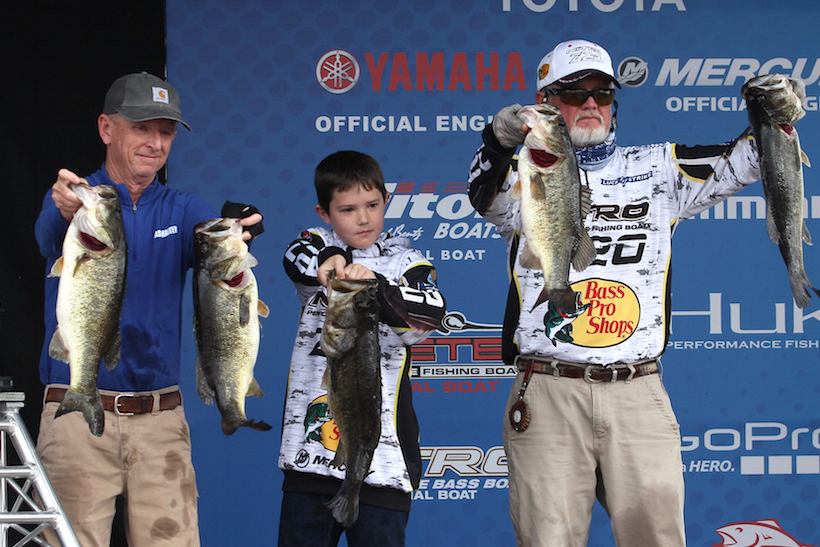 Giant Bag Lifts Classic Veteran Carden To Lead At B.A.S.S. Nation  Championship On Ouachita River – Anglers Channel