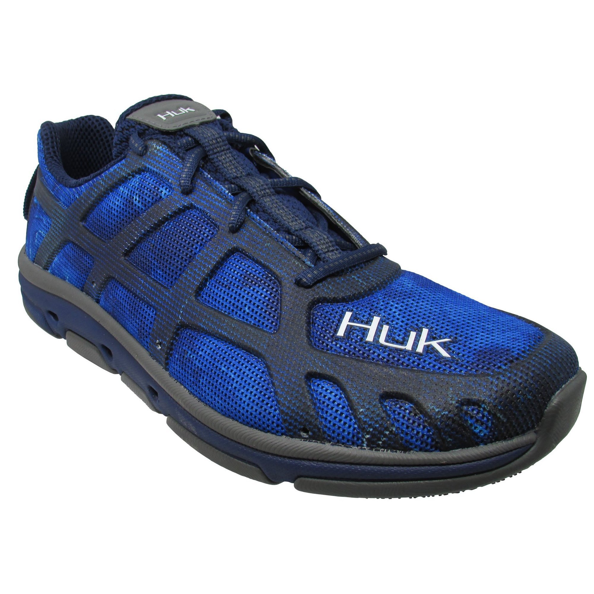 https://anglerschannel.com/wp-content/uploads/2019/12/Huk-Attack-shoe.jpg