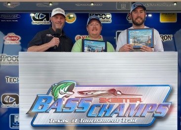 Dawson & Cloide drop over 25 pound limit on scales to Win Bass