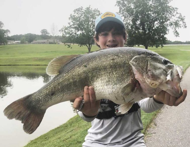 Alabama Teen catches 15lb Bass! – Anglers Channel