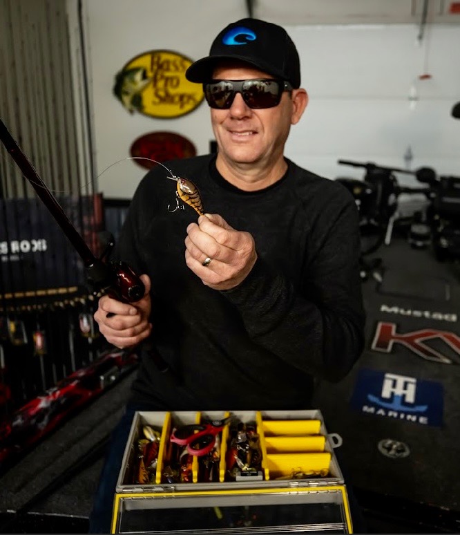 Kevin VanDam Partners with Costa Sunglasses - Fishing Tackle Retailer - The  Business Magazine of the Sportfishing Industry