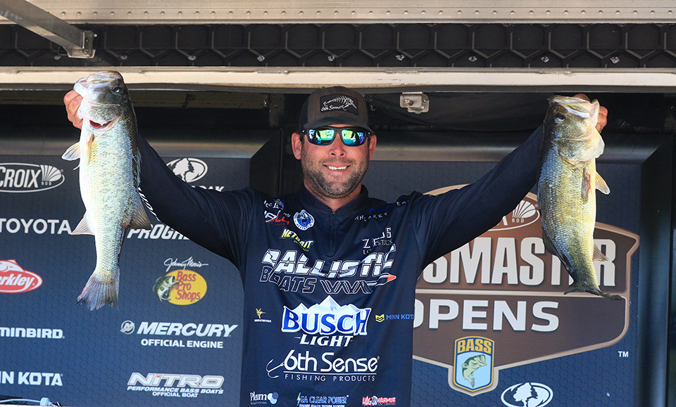 Livesay Endures Slow Day To Take Over Lead At Bassmaster Open On Ross  Barnett – Anglers Channel