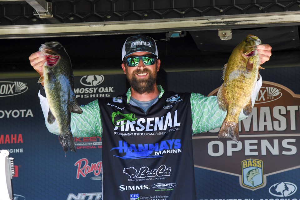 Shallow Game Plan Rewards Mittelstaedt With Day 1 Lead At