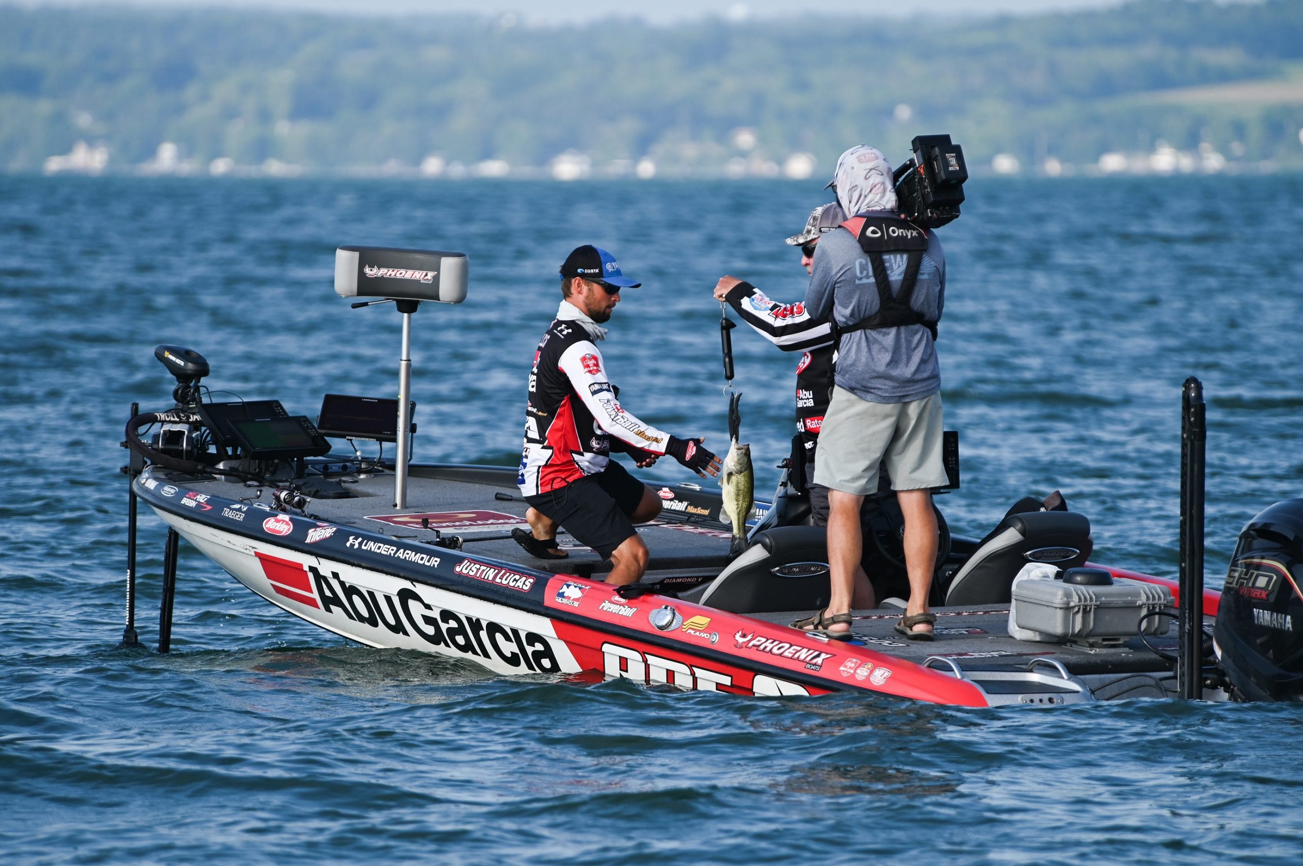 Lucas Catches 181 Pounds Over Two Days at MLF Bass Pro Tour Fox