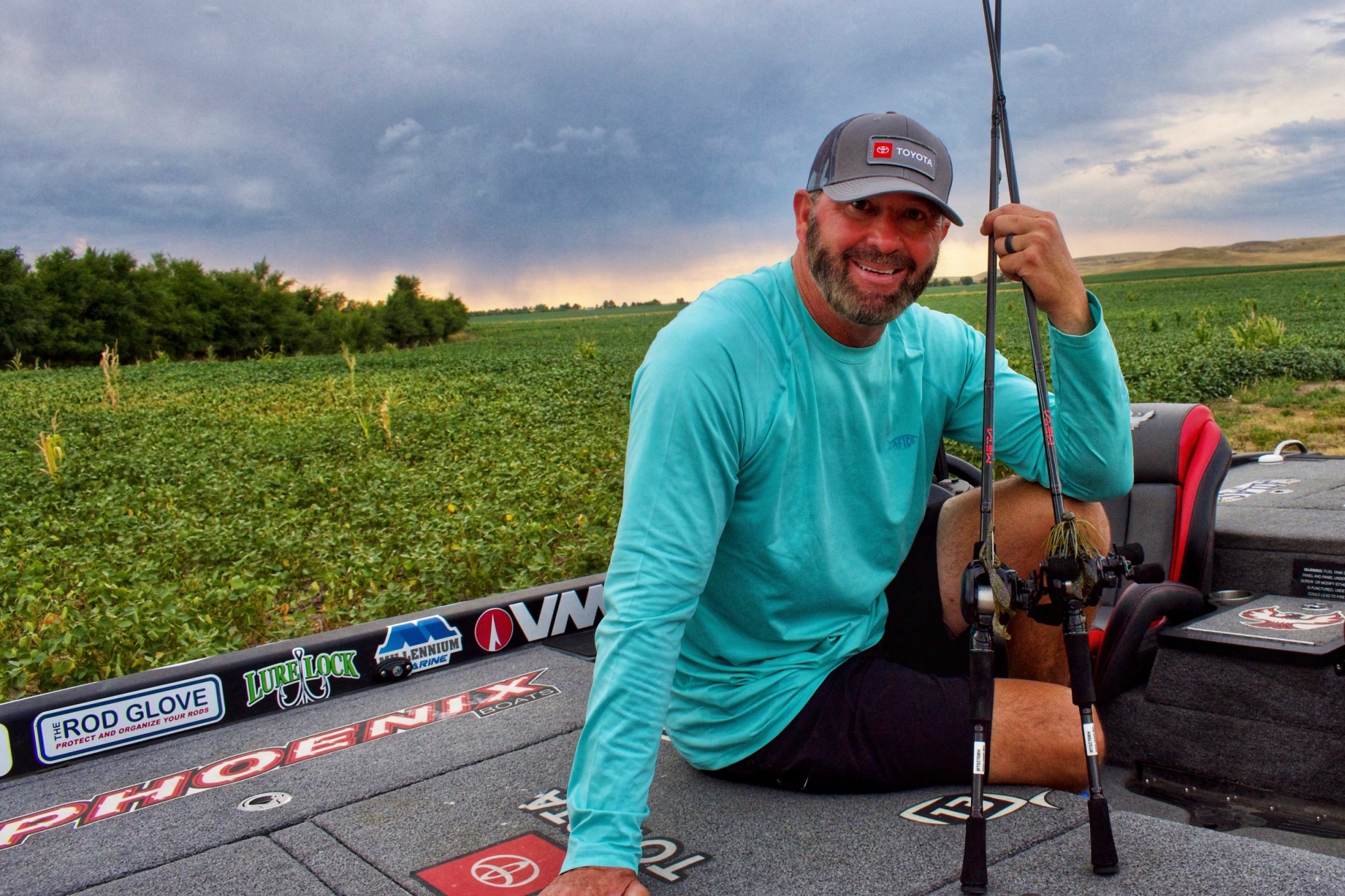 Yo-Zuri Pro Brandon Card Takes Command Of Bassmaster Elite At Mississippi's  Ross Barnett