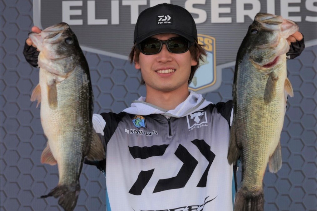 Benton battles back to win action-packed Bassmaster Elite Series event at Lake  Murray