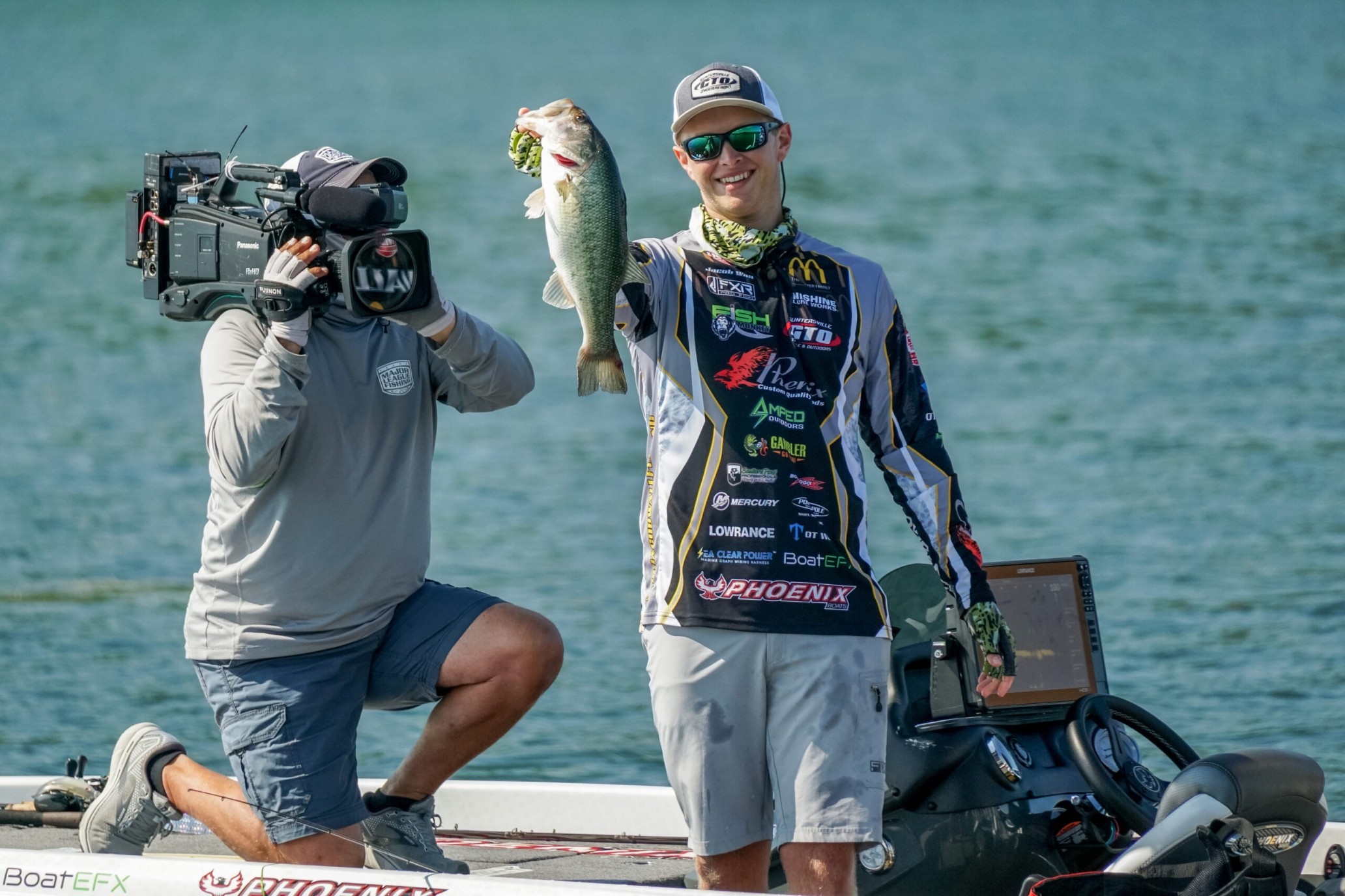 Rookie Jacob Wall Coasts to Qualifying Round Win at MLF Bass Pro Tour Toro  Stage Four on Lake Guntersville – Anglers Channel