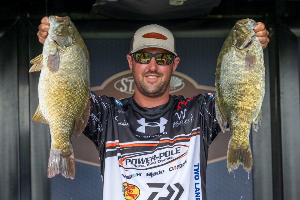 Johnston overcomes crowded waters to lead Day 1 at Bassmaster Open