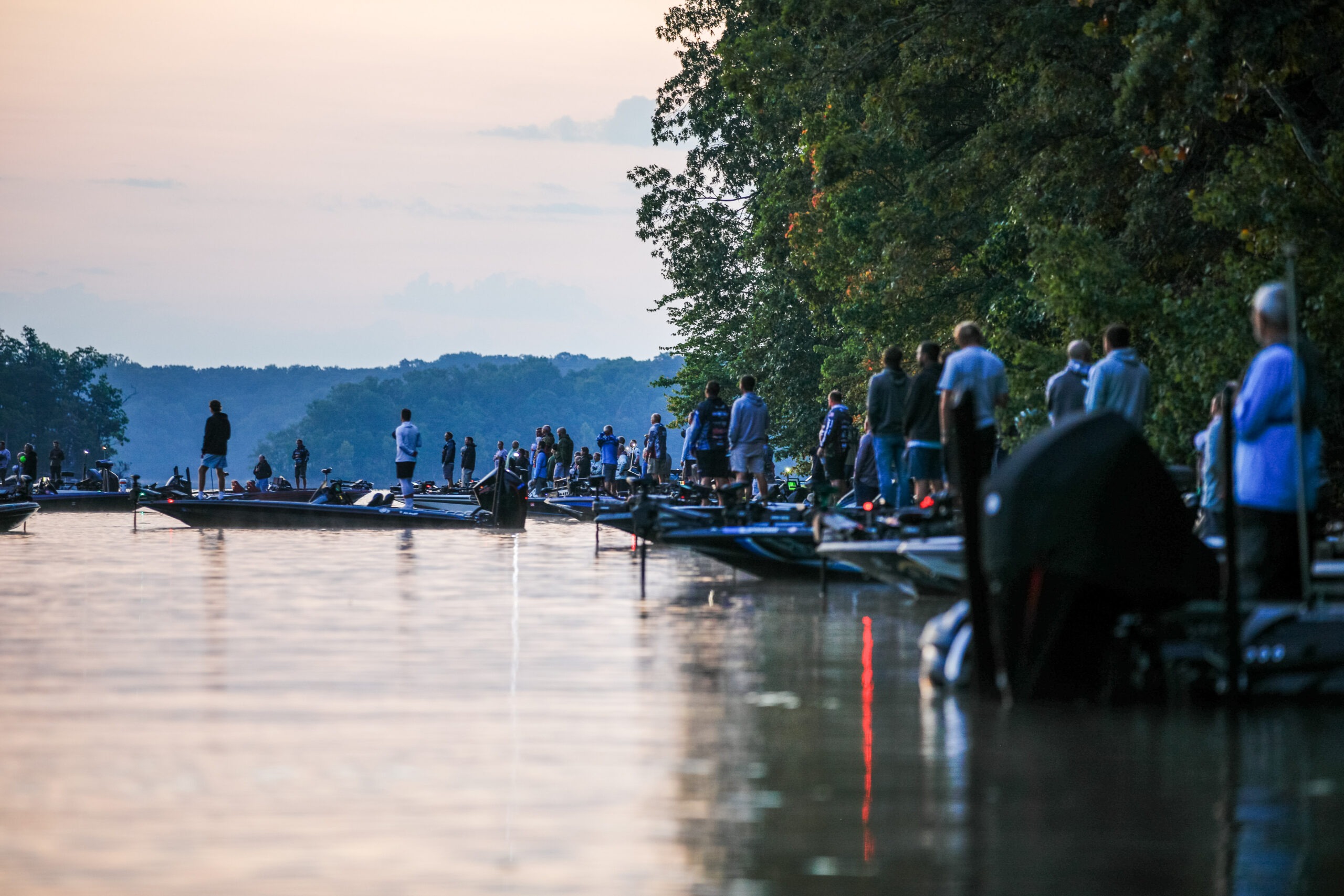 MLF Returns to Lake of the Ozarks for Phoenix Bass Fishing League