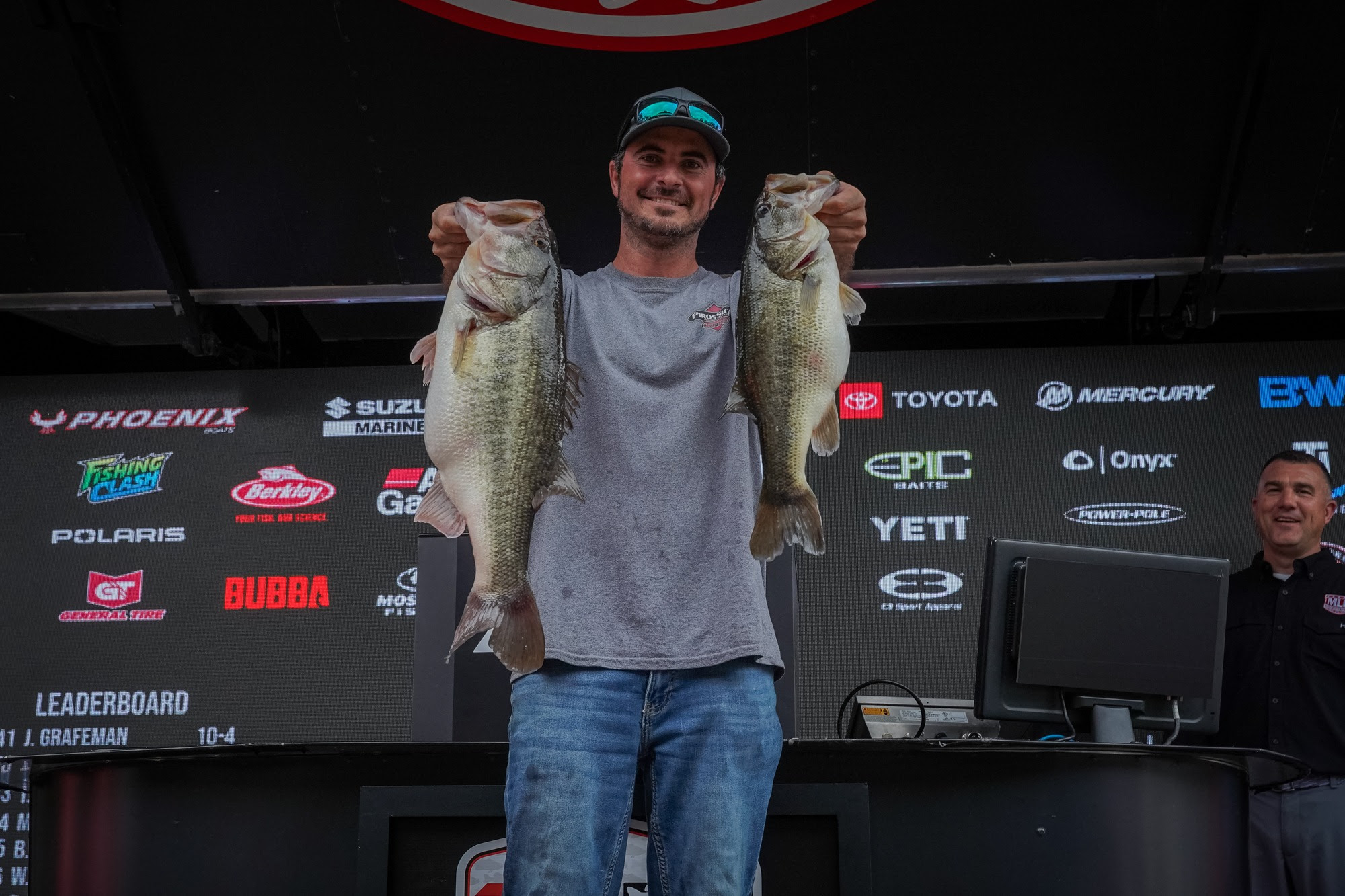 Missouri's Brock Reinkemeyer Leads Day 1 at Tackle Warehouse Invitational –  Anglers Channel